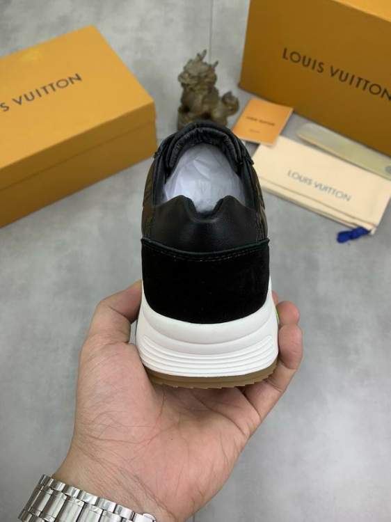 Picture of Louis Vuitton Shoes _SKULVsz38-44mnf030316958